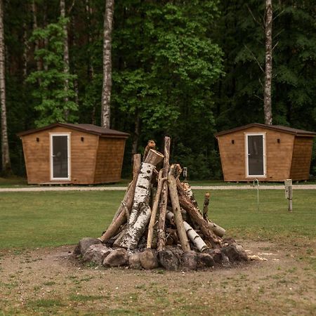 Camping & Camper Place Pasvalys Exterior foto