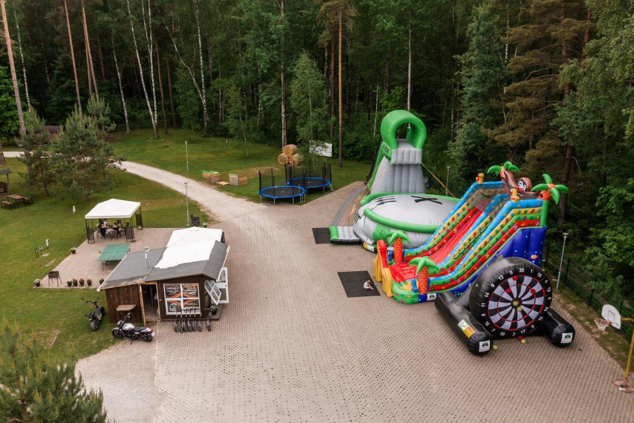 Camping & Camper Place Pasvalys Exterior foto